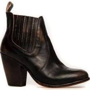 Freebird by Steven Madden Black Leather Ankle Boot